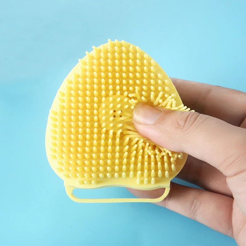 BubblePaw™ 2-in-1 Silicone Shampoo Dispensing Pet Bath Brush